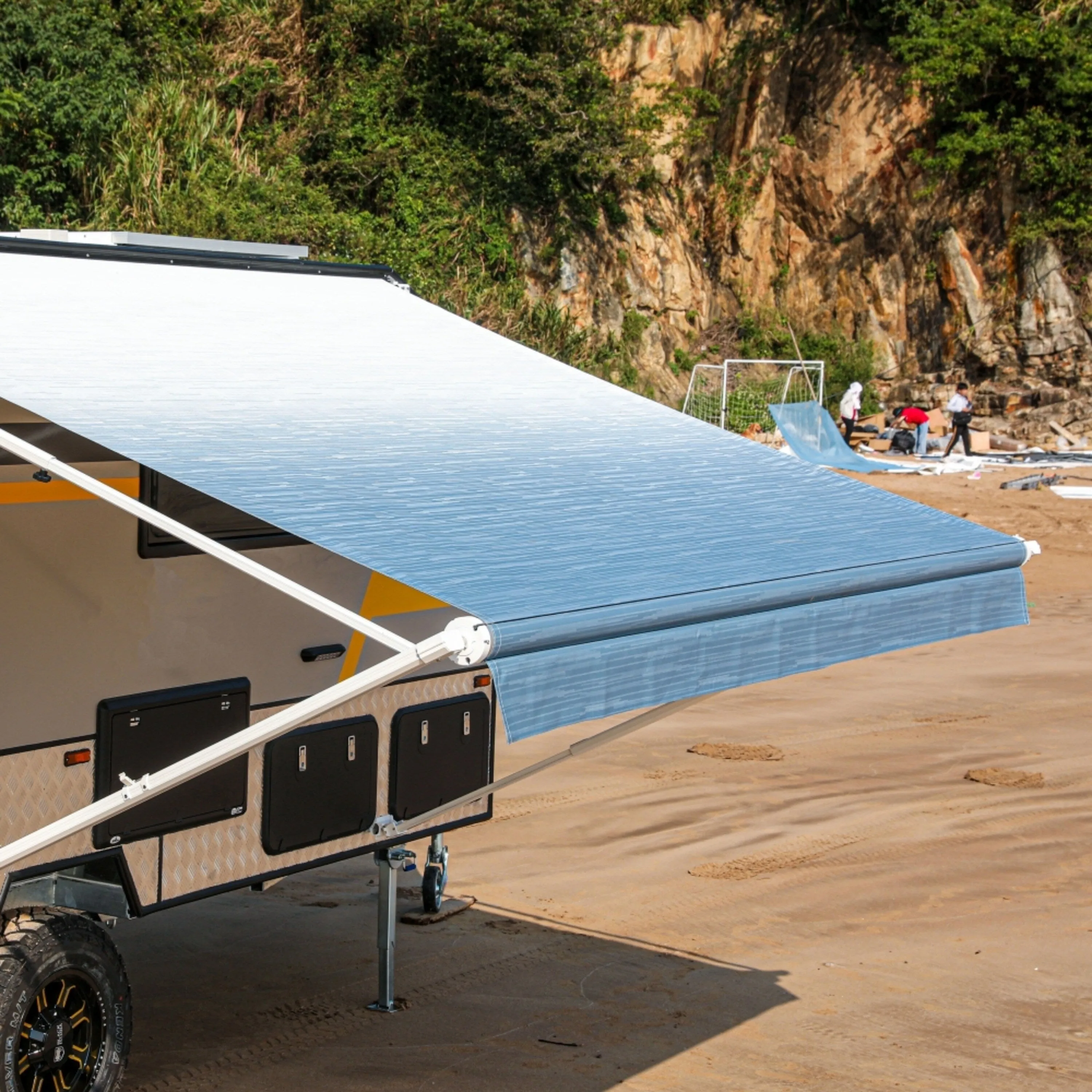 ALEKO Retractable 15'X8' RV or Home Patio Canopy Awning