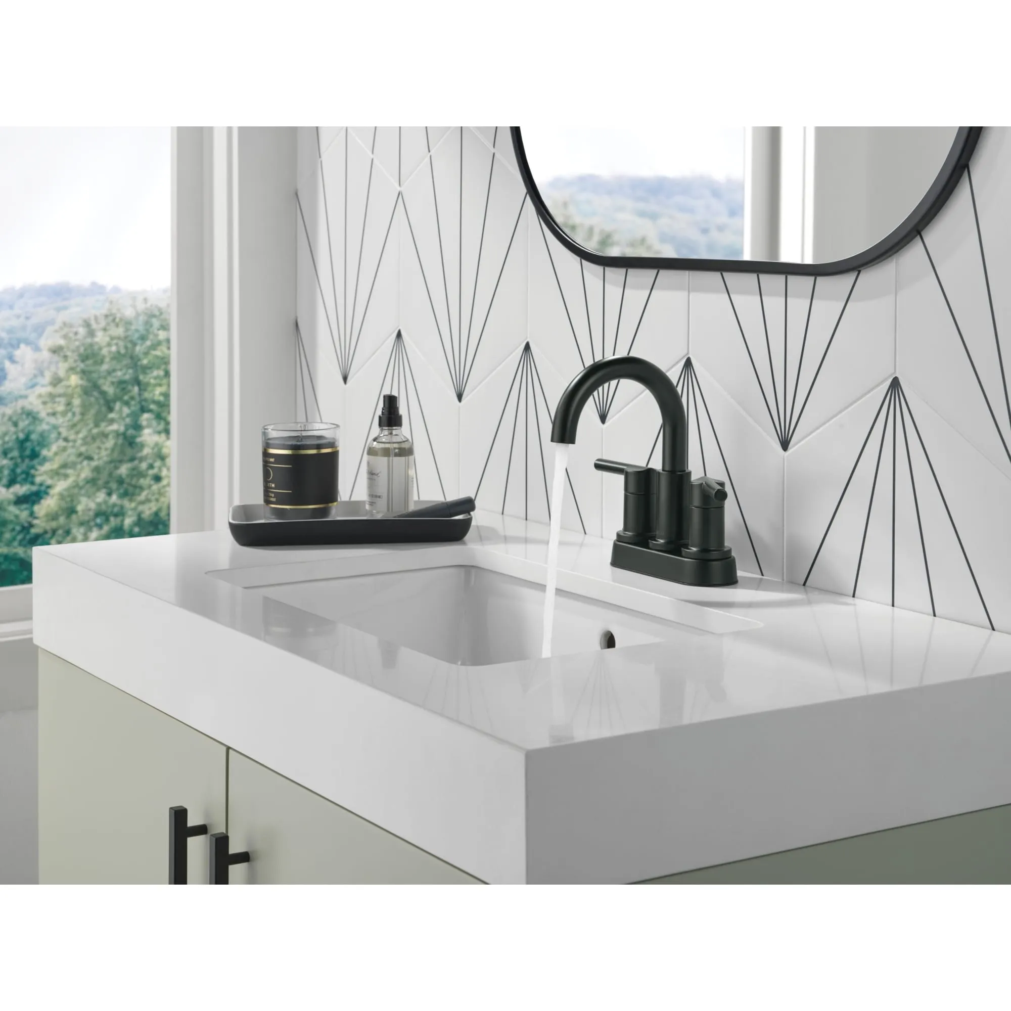 Delta 25749LF Nicoli 1.2 GPM Centerset Bathroom Faucet with Push