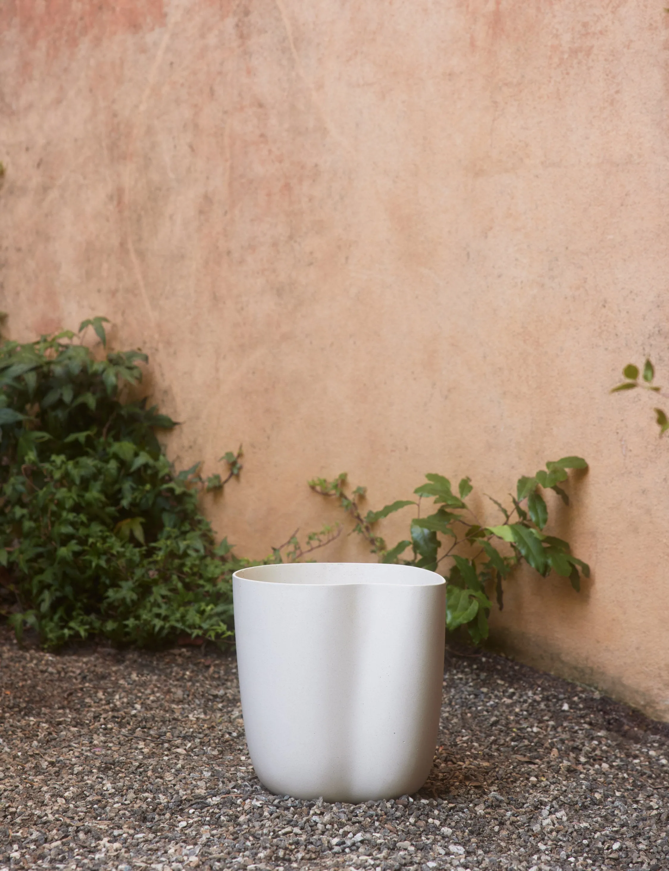 Dempsy Planter by Sarah Sherman Samuel