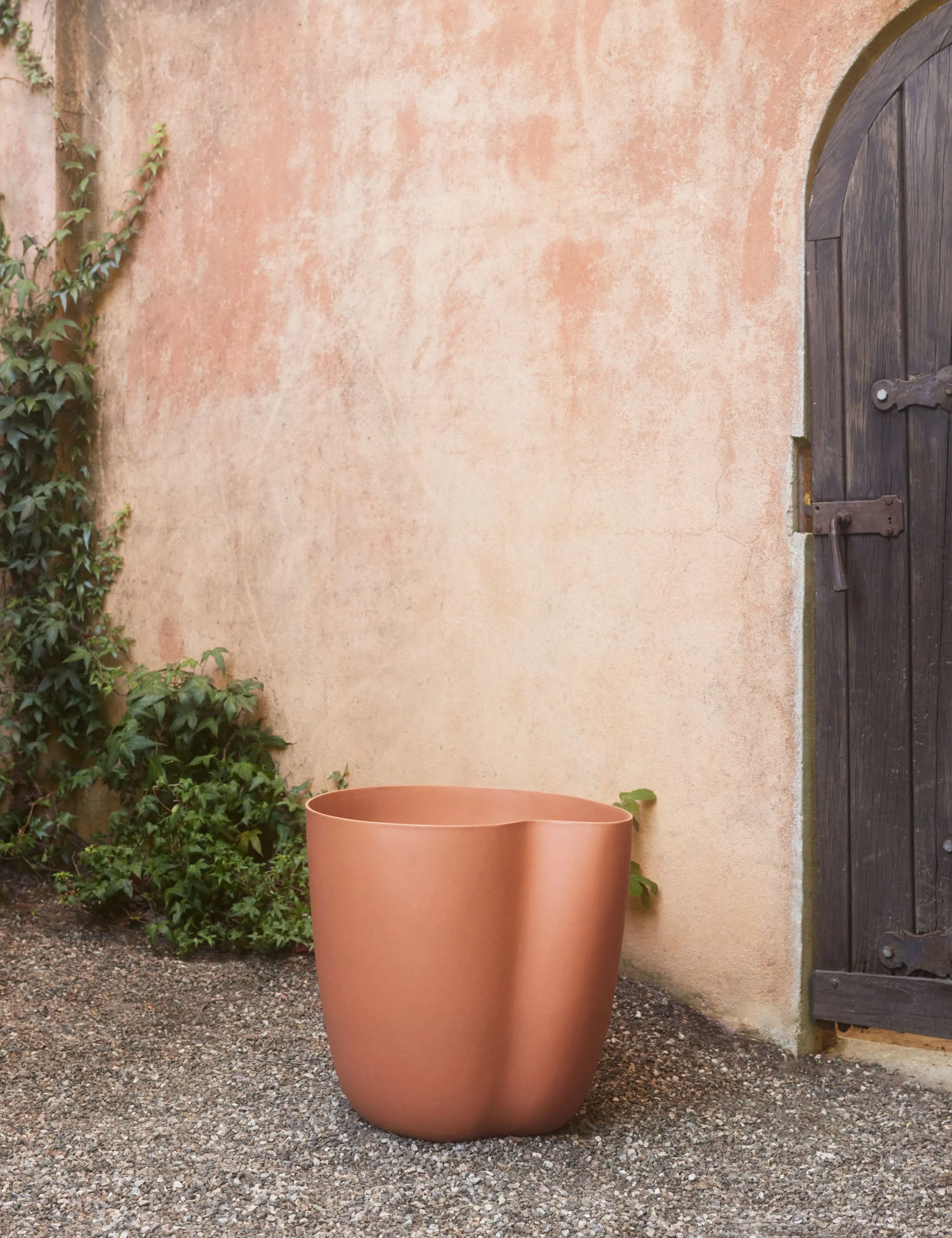 Dempsy Planter by Sarah Sherman Samuel