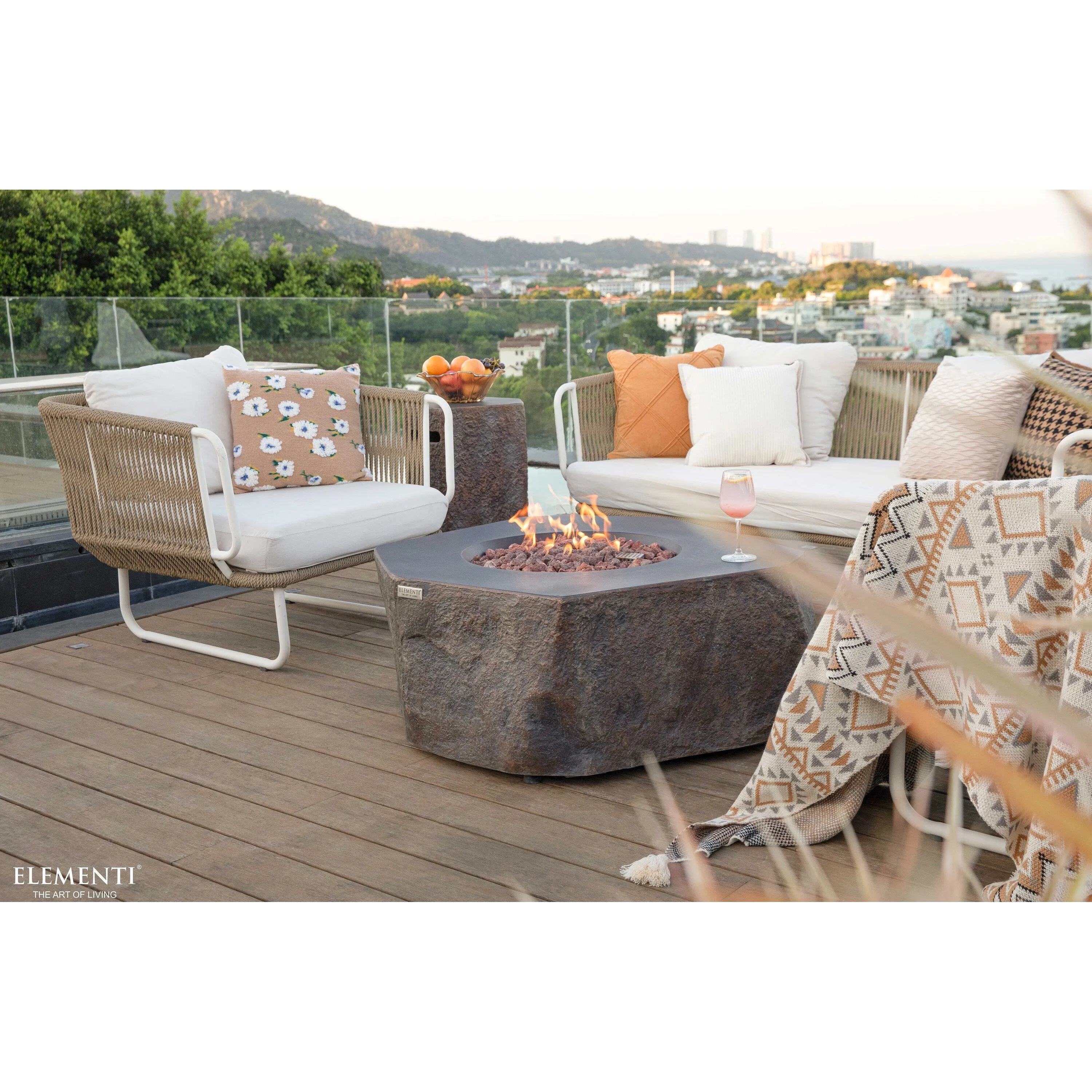 Elementi Columbia 45.000 BTU Concrete Propane Fire Table with Lava Rocks & Cover - 41.7 X 41.7 X 15.7