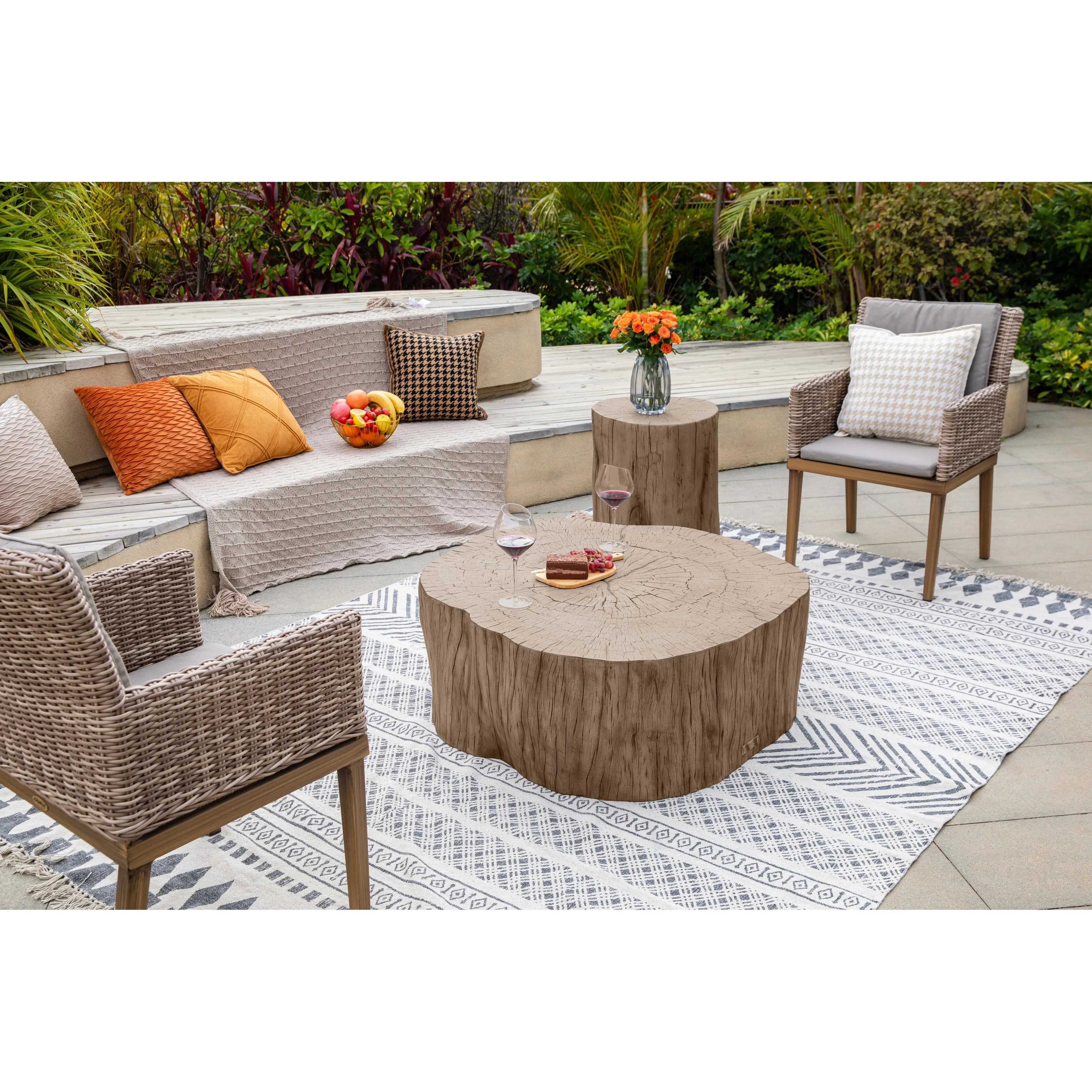 Elementi Home Daintree 19 Stump Concrete Side Table - 19.3 X 18.5 X 20