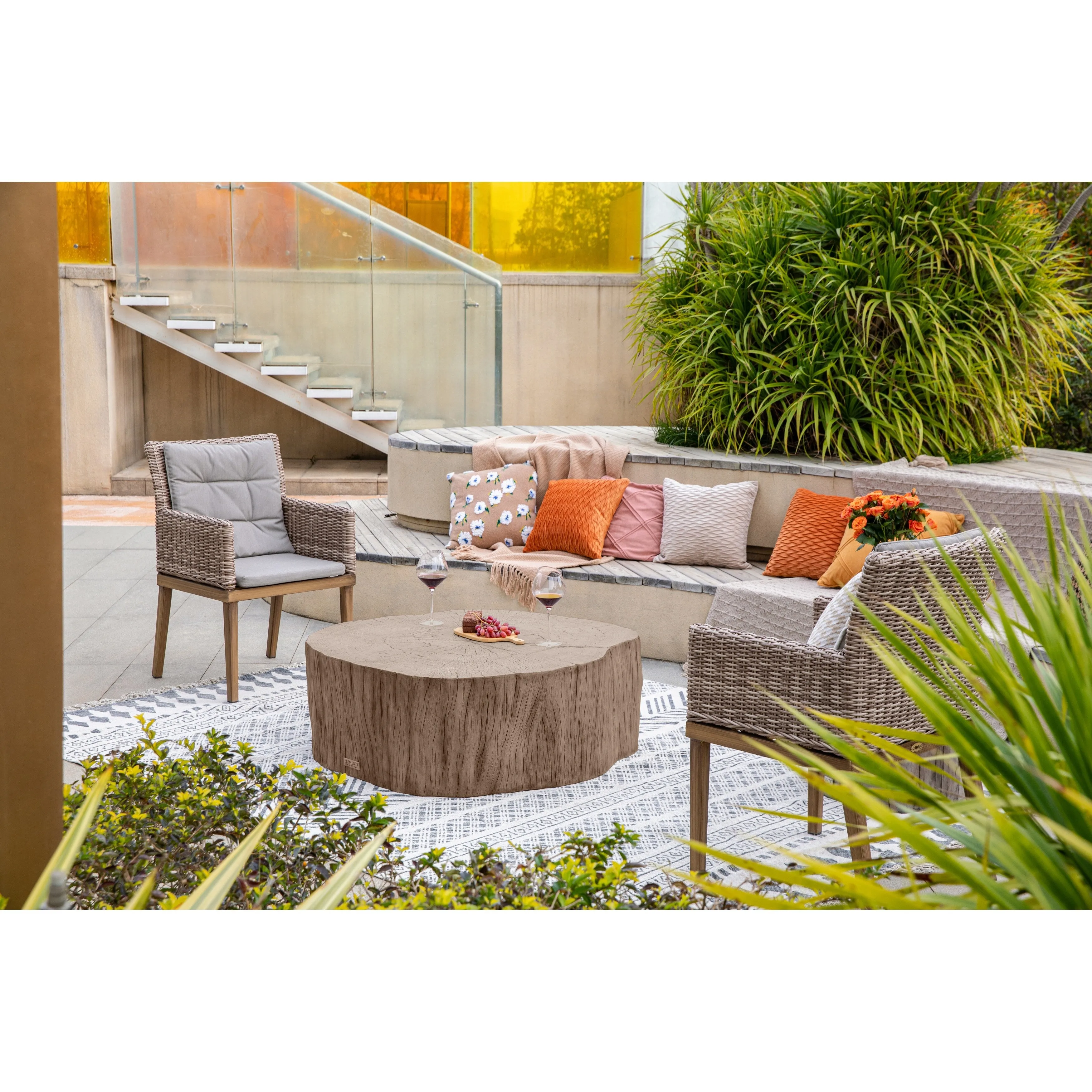 Elementi Home Daintree 19 Stump Concrete Side Table - 19.3 X 18.5 X 20