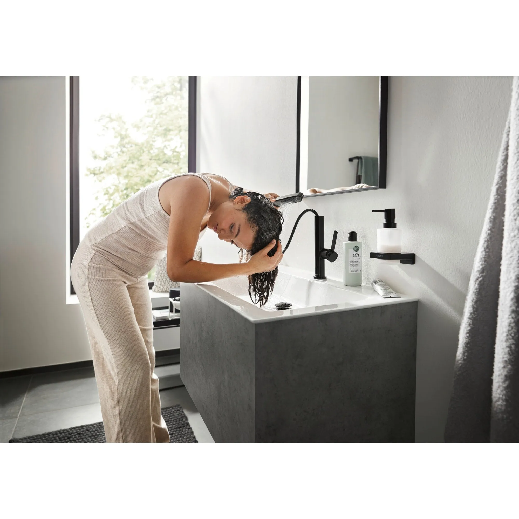 Hansgrohe 76063 Finoris 1.2 GPM Single Hole Bathroom Faucet with