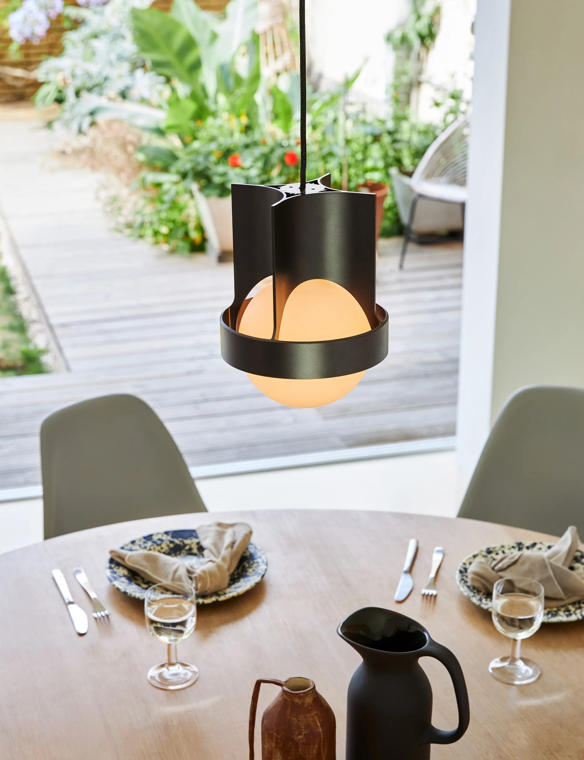 Loop Pendant Light with Sphere IV by Tala