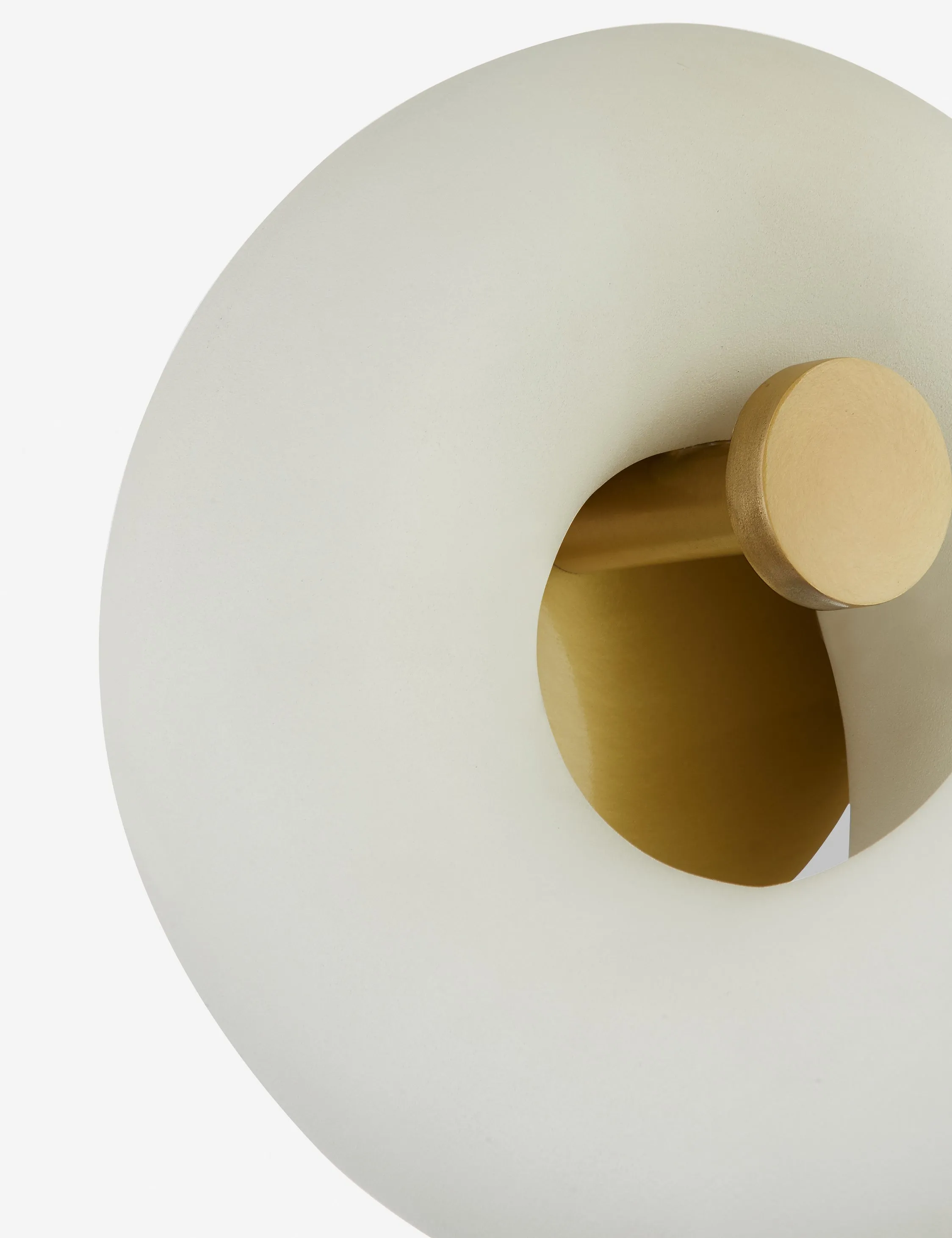 Ludo Plug-In Sconce