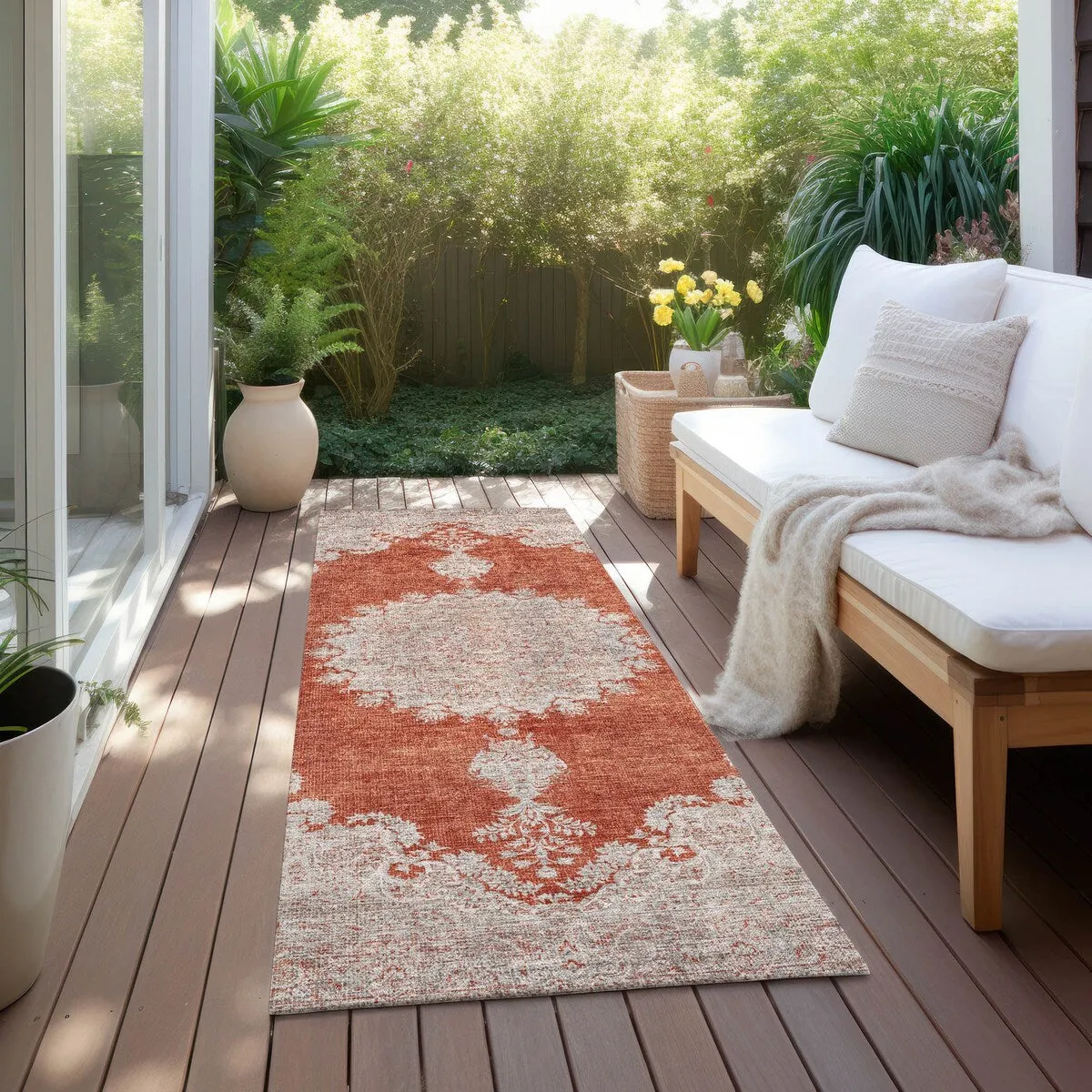 Machine Washable Indoor/ Outdoor Vintage Traditional Chantille Rug