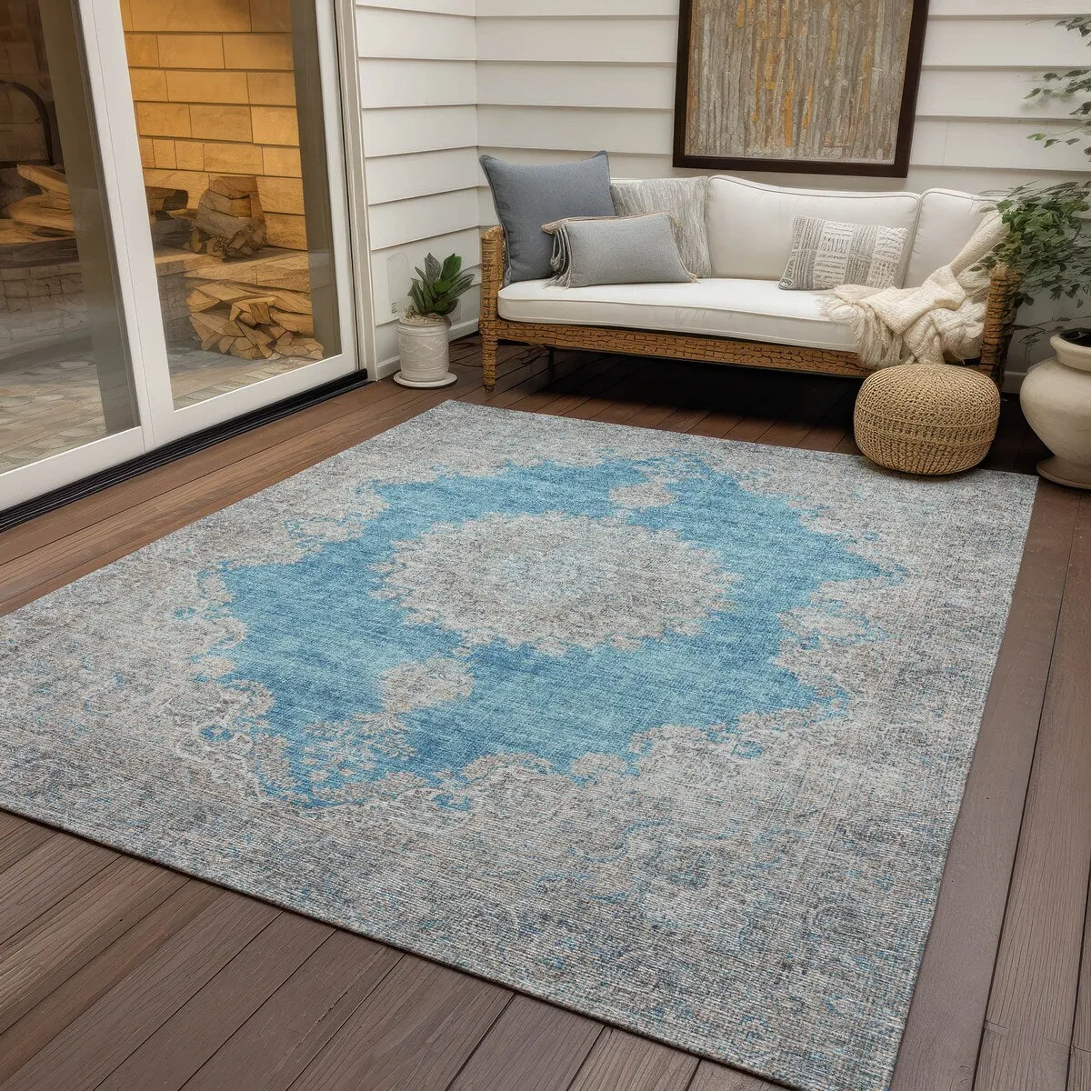 Machine Washable Indoor/ Outdoor Vintage Traditional Chantille Rug