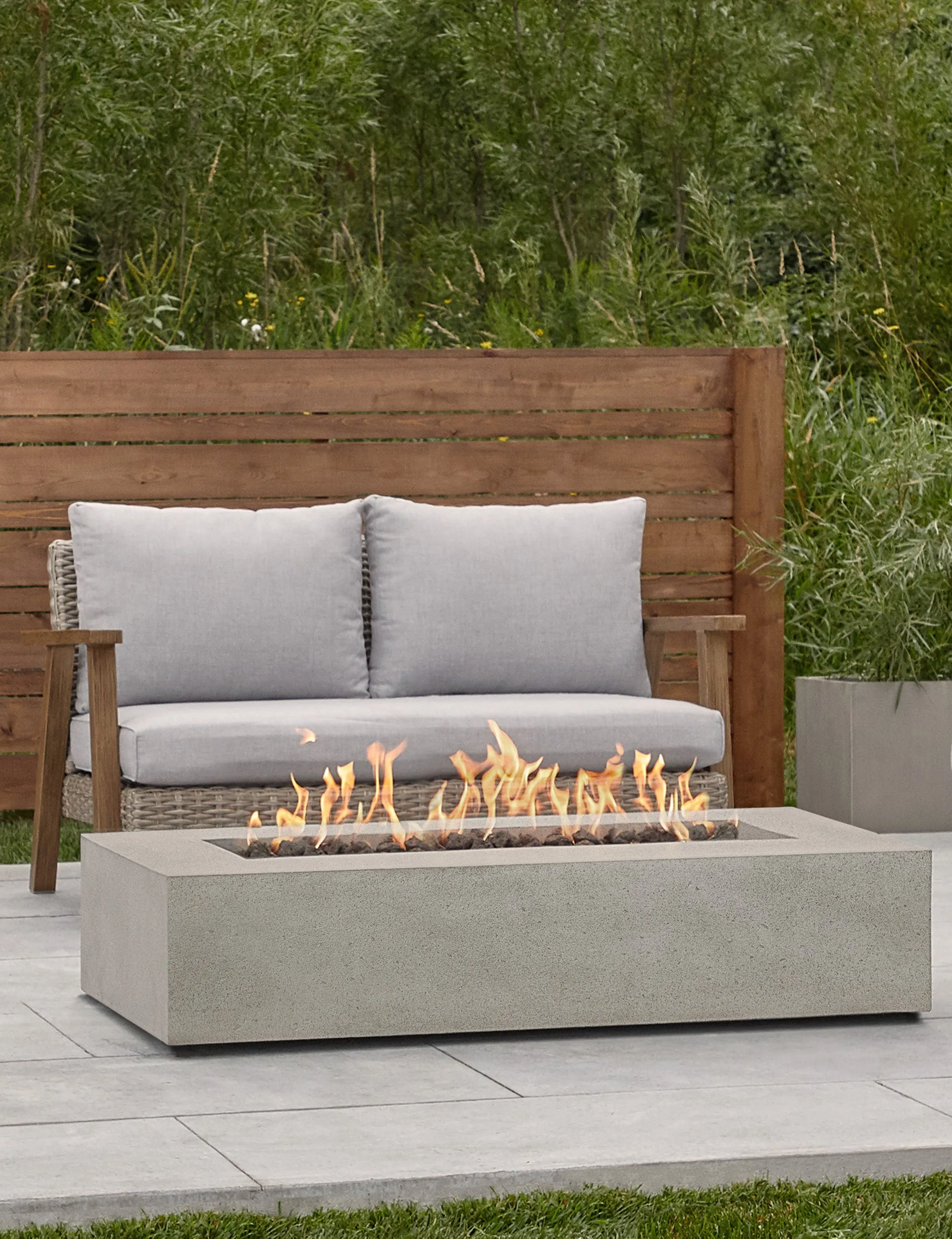 Magnus Fire Table