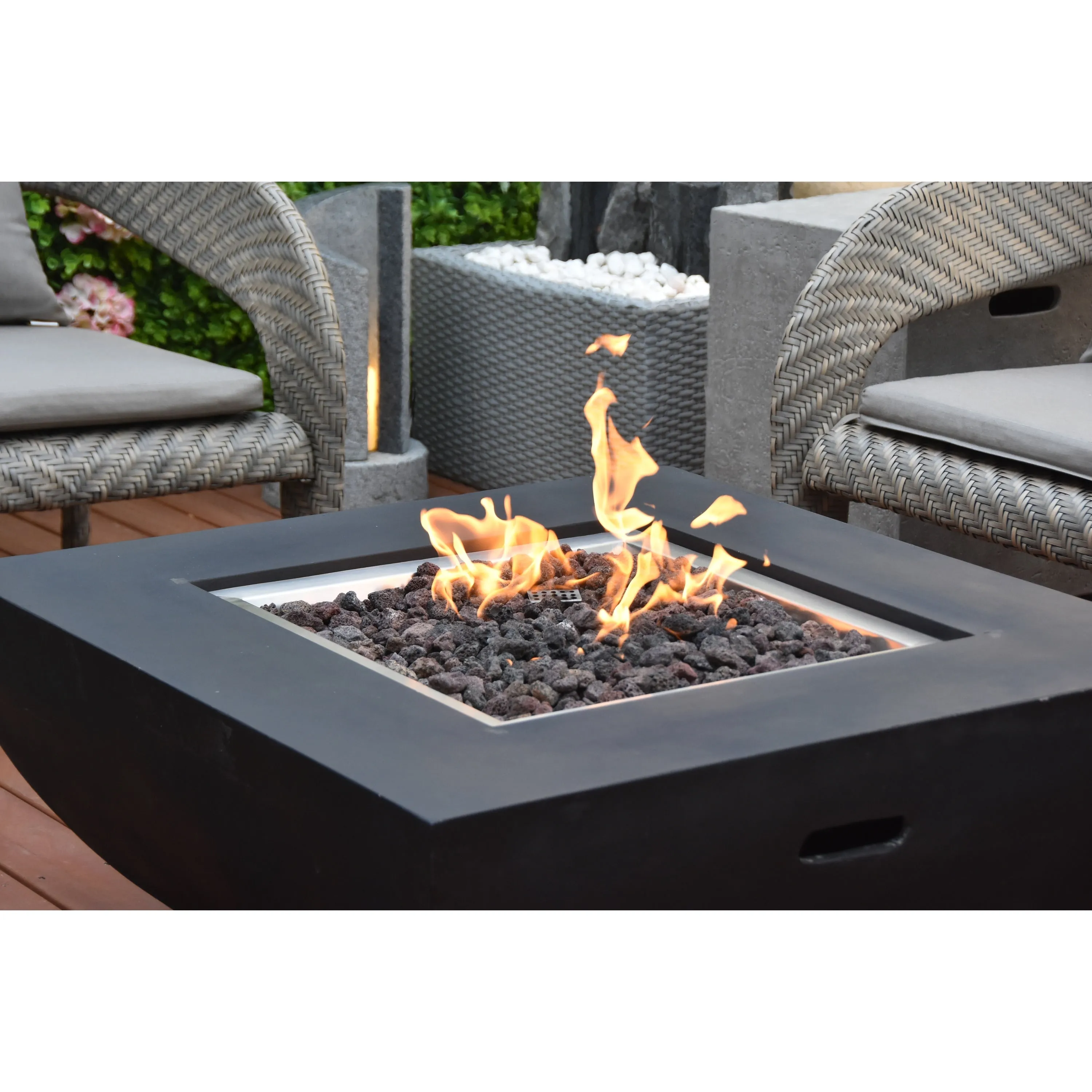 Modeno Aurora 50.000 BTU Black Concrete Propane Fire Table with Lava Rocks & Cover