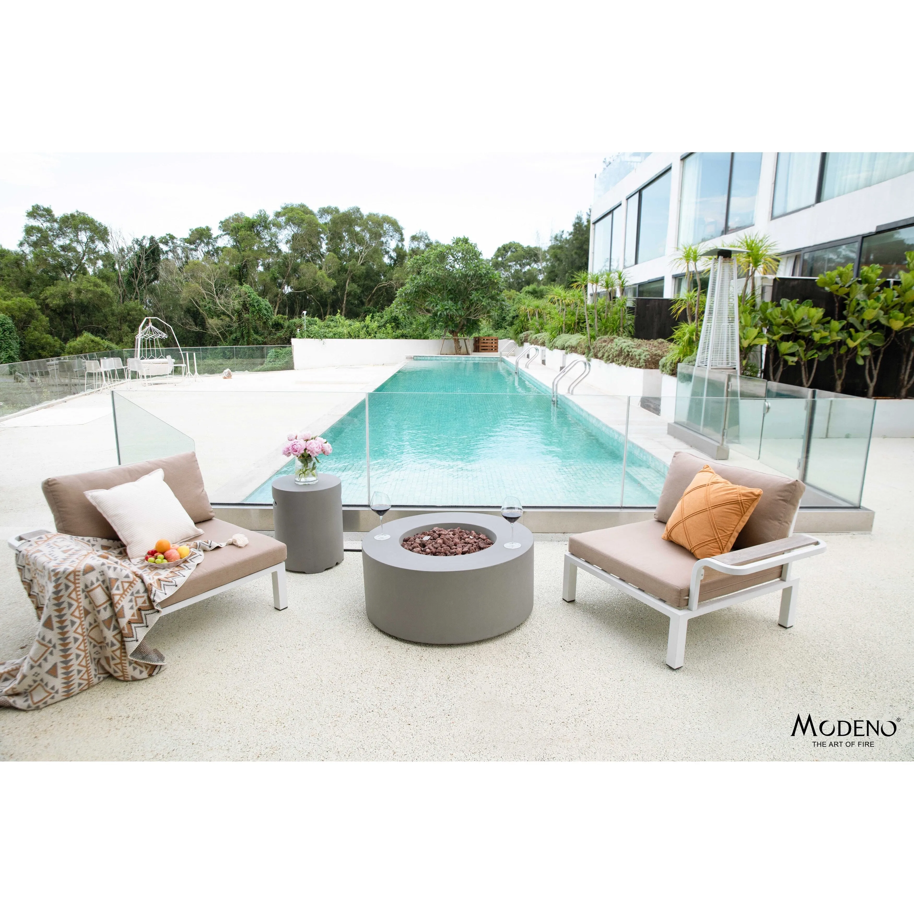 Modeno Tramore 50.000 BTU Light Grey Concrete Propane Fire Table with Lava Rocks & Cover - 34.3 X 34.3 X 14.6