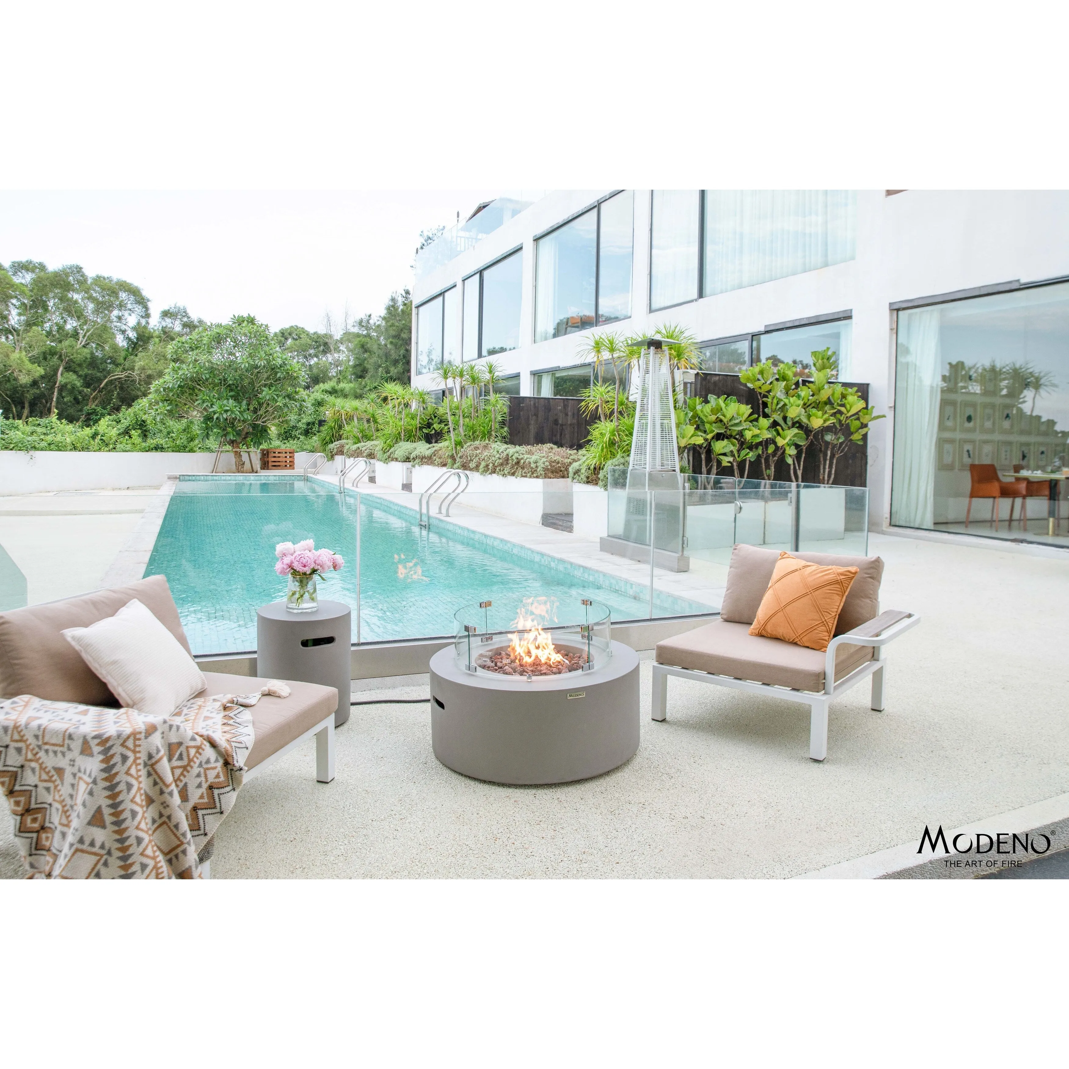 Modeno Tramore 50.000 BTU Light Grey Concrete Propane Fire Table with Lava Rocks & Cover - 34.3 X 34.3 X 14.6