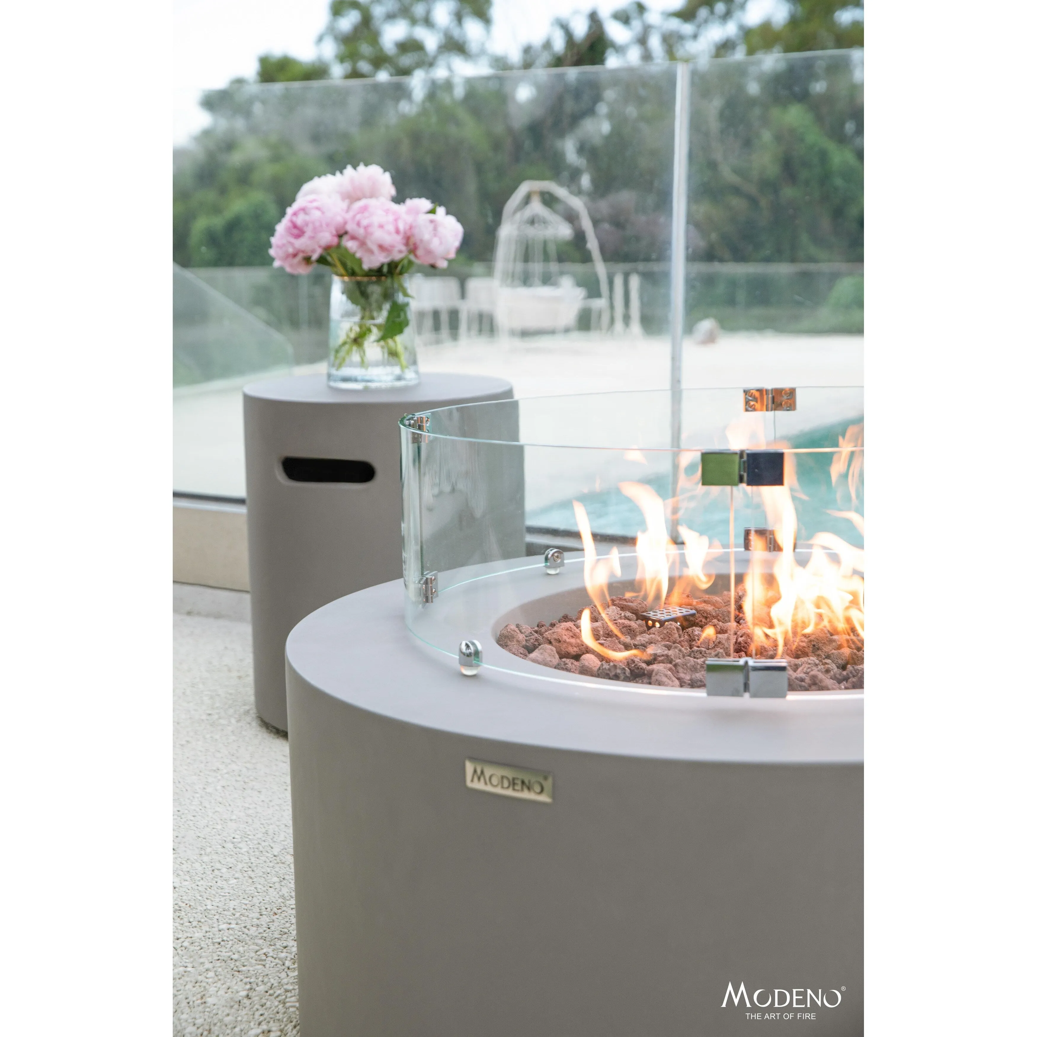 Modeno Tramore 50.000 BTU Light Grey Concrete Propane Fire Table with Lava Rocks & Cover - 34.3 X 34.3 X 14.6