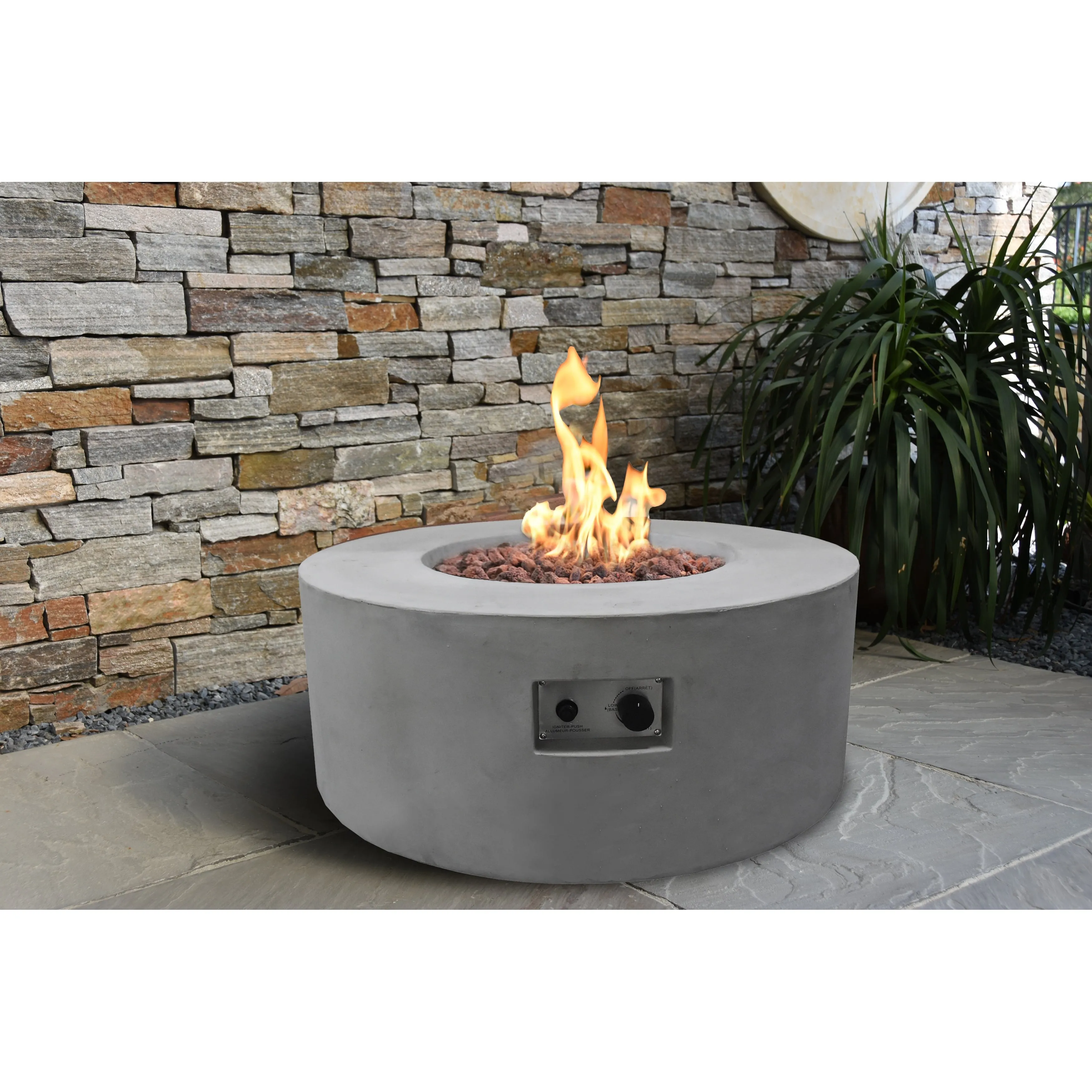 Modeno Tramore 50.000 BTU Light Grey Concrete Propane Fire Table with Lava Rocks & Cover - 34.3 X 34.3 X 14.6