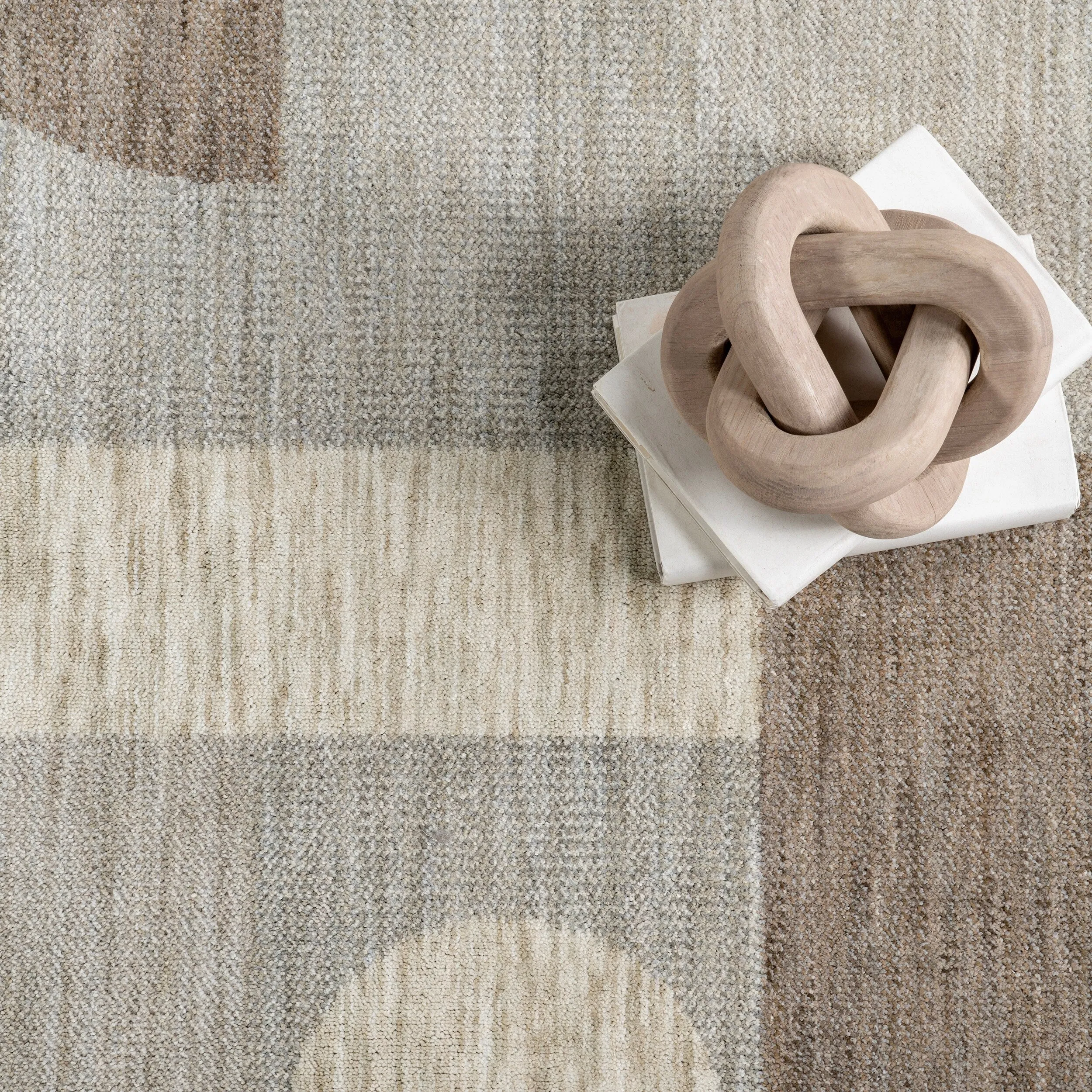 Nuloom Rhona Modern Geometric Recycled Area Rug