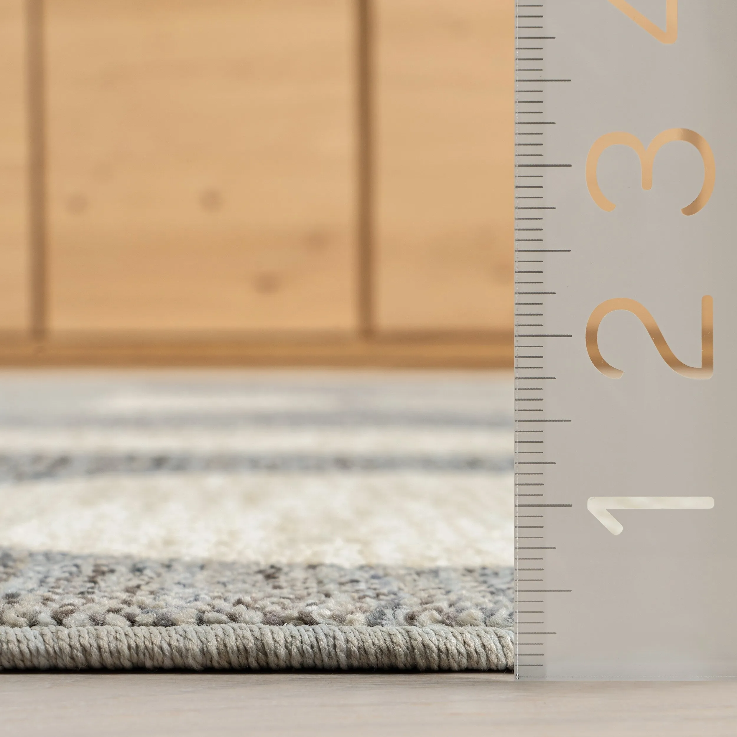Nuloom Rhona Modern Geometric Recycled Area Rug