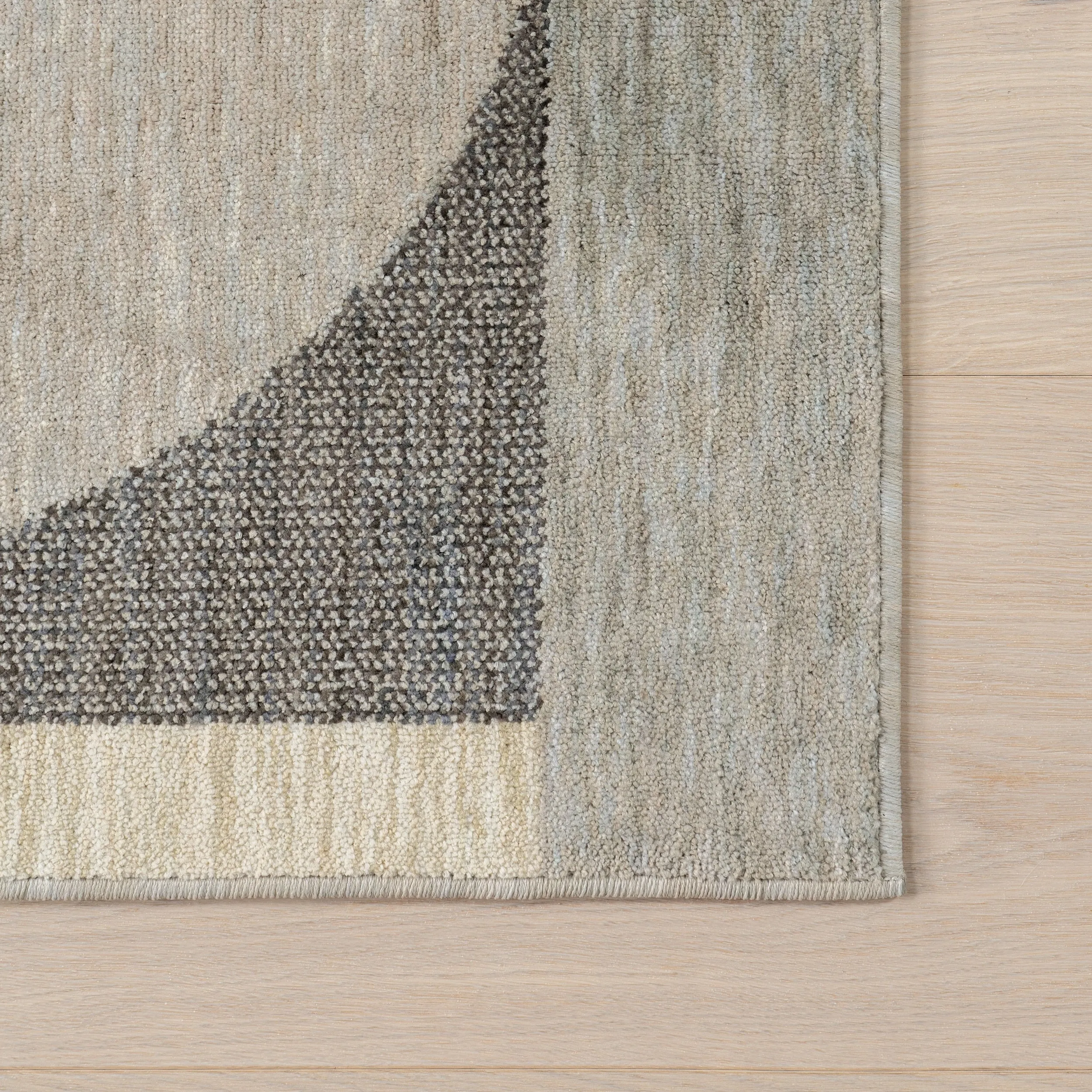 Nuloom Rhona Modern Geometric Recycled Area Rug