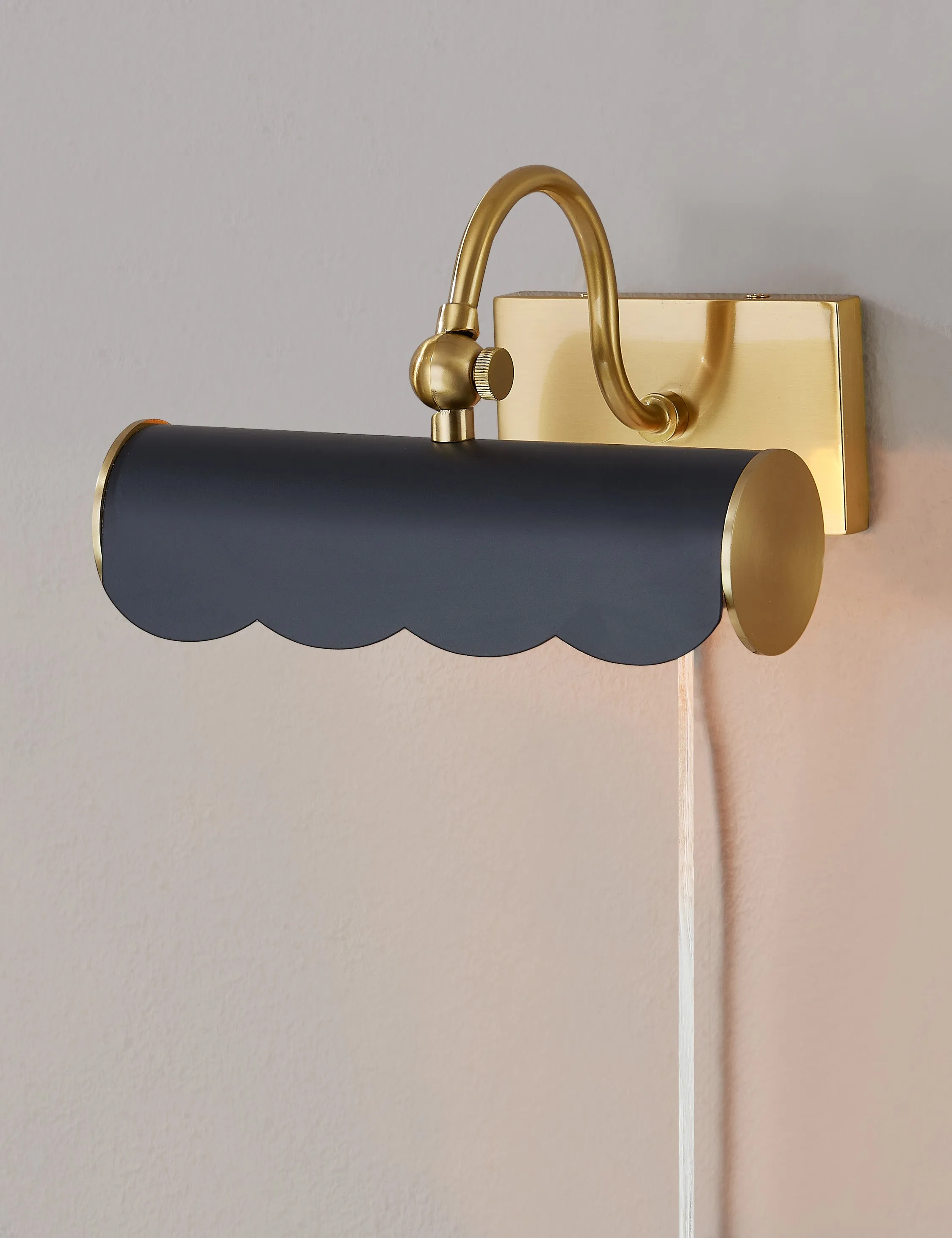 Sosie Plug-In Picture Light