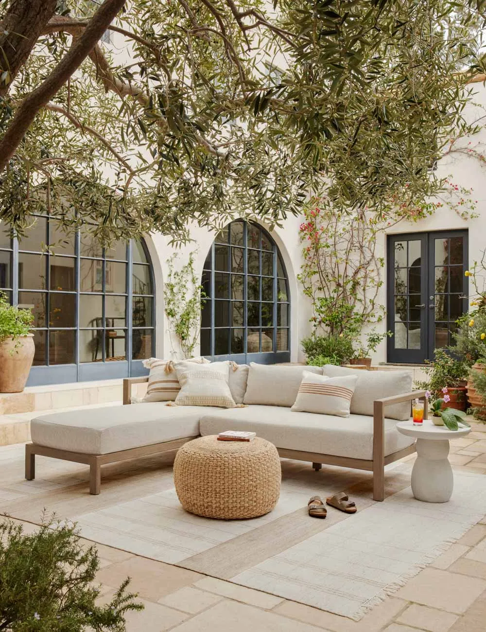 Valencia Indoor/Outdoor Rug Swatch 18 x 18