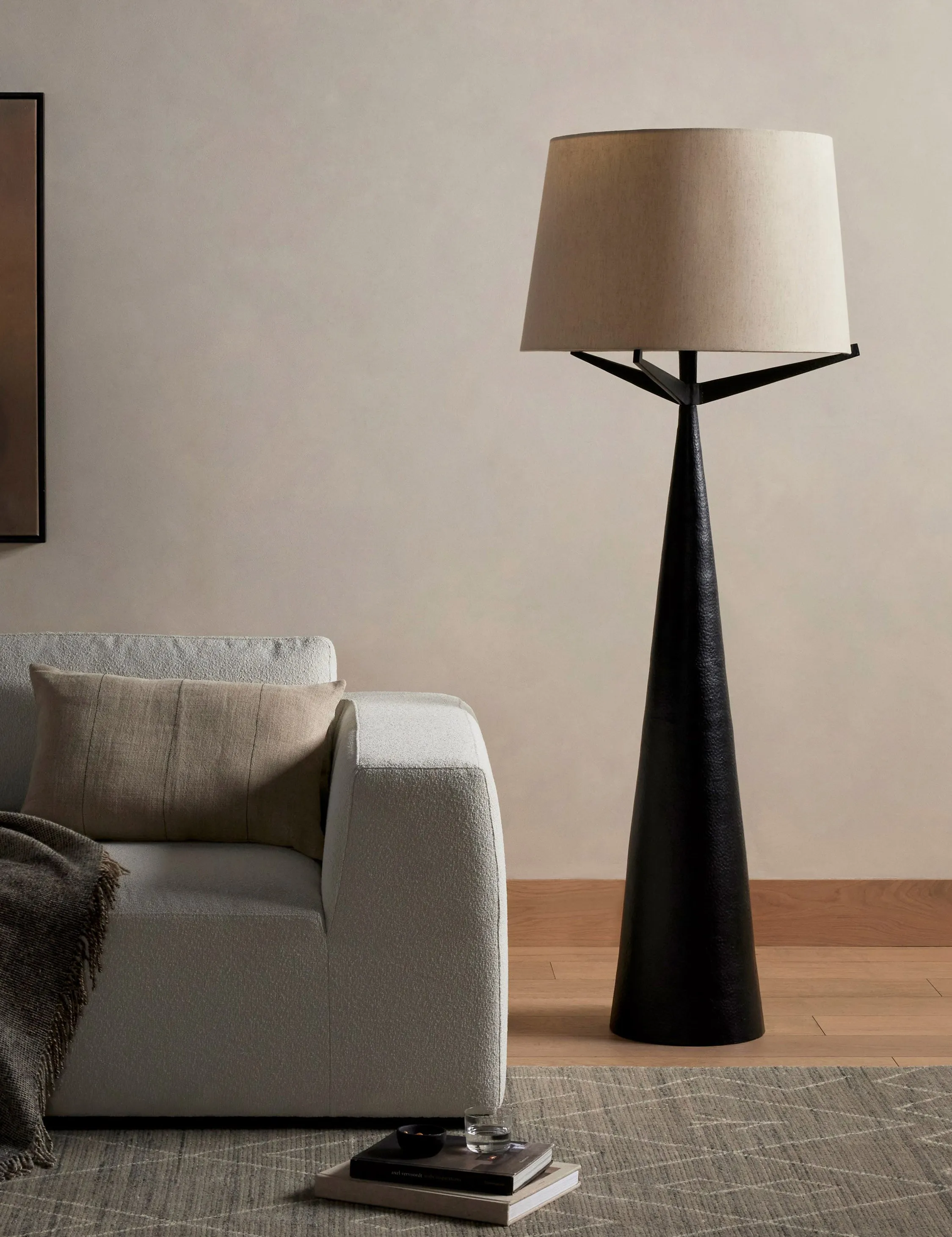Valle Floor Lamp
